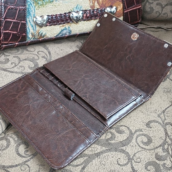 Handcrafted Leather Handbag & Wallet - Picture 12 of 17